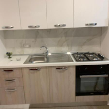 شقة Viky House Chiaja 1 نابولي المظهر الخارجي الصورة