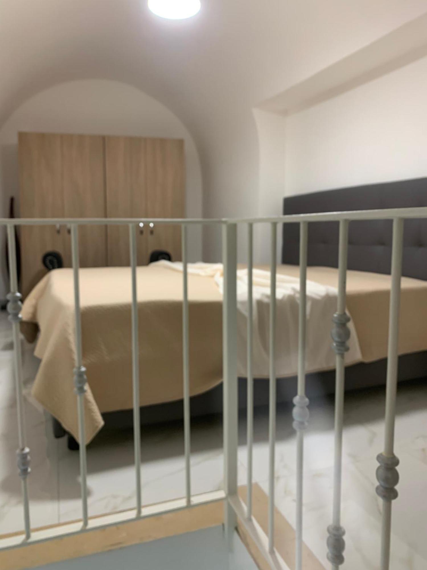 شقة Viky House Chiaja 1 نابولي المظهر الخارجي الصورة