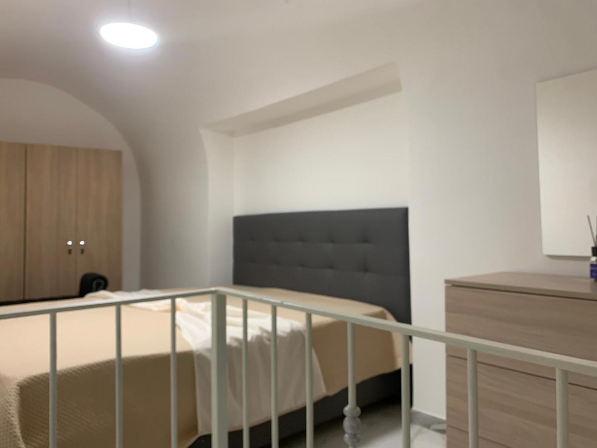 شقة Viky House Chiaja 1 نابولي المظهر الخارجي الصورة